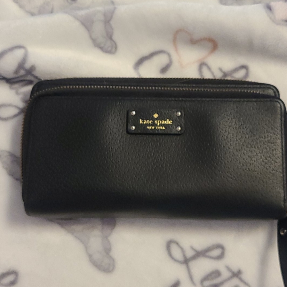 Kate Spade accordian wallet